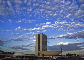 Com aumento no valor do Fundão, Congresso aprova Lei de Diretrizes Orçamentárias para 2022