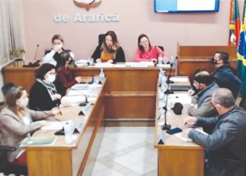 Farmácia aberta no posto Ana Néri e obras da água entre os focos em Araricá