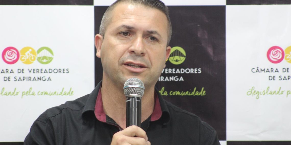 Coluna de política: Hospital Regional Federal com frente