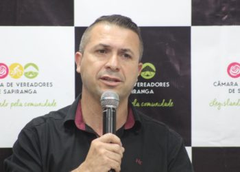 Coluna de política: Hospital Regional Federal com frente