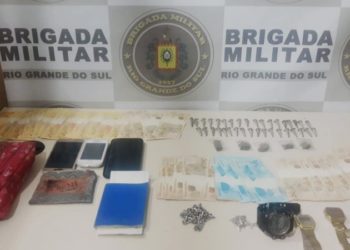 BM prende casal e apreende um adolescente por tráfico em Sapiranga