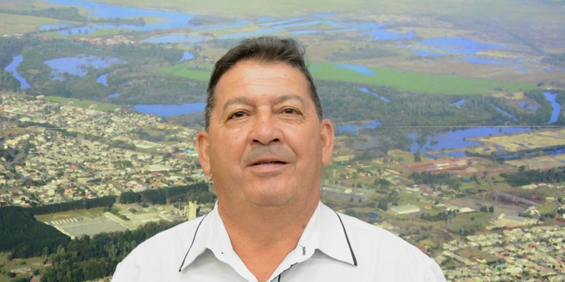 Coluna de política: Celsinho pede informações