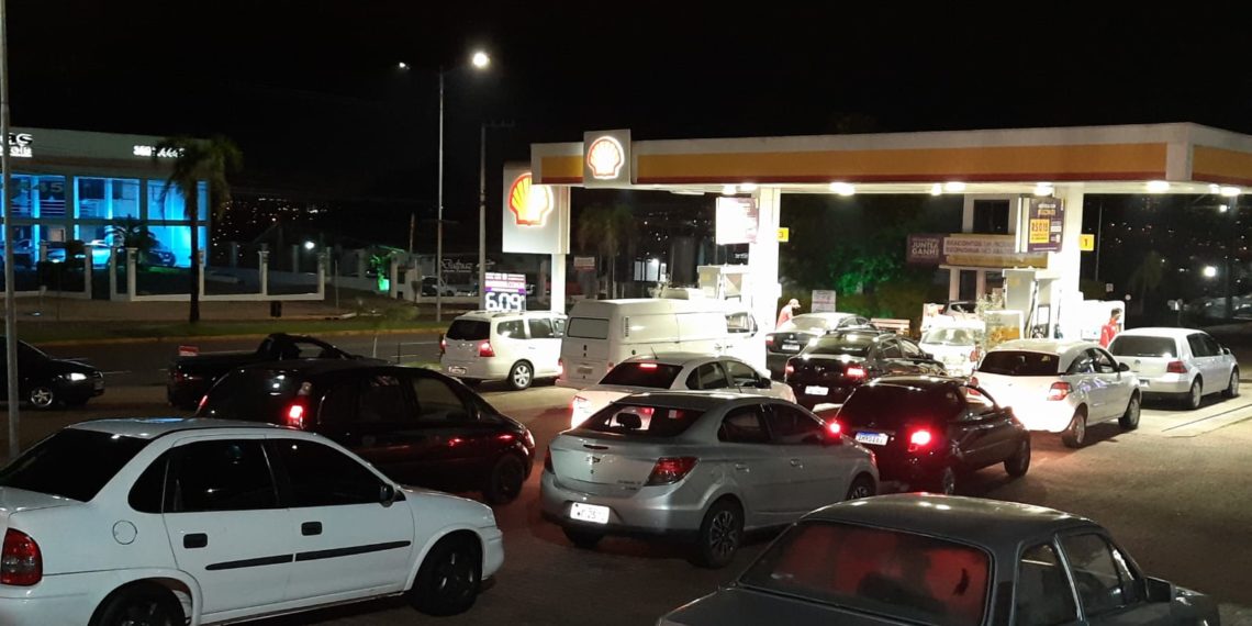 Em carta, 20 governadores afirmam que aumento na gasolina é um problema nacional
