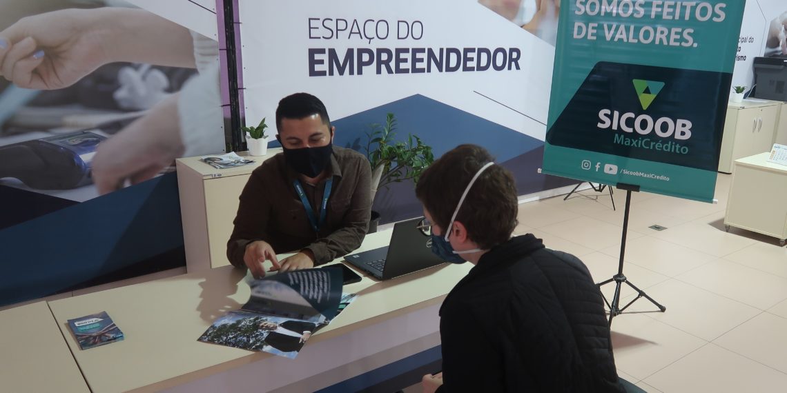 Em Campo Bom, Sala do Empreendedor conta com direcionamento para oferta de crédito e microcrédito
