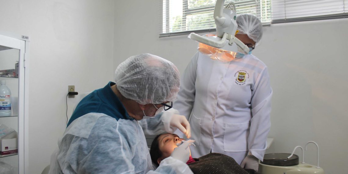 Alunos da APAE de Sapiranga contam com atendimento odontológico especial