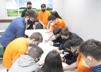 Prefeitura e Senai de Sapiranga iniciam parceria para oferecer curso técnico para 30 estudantes