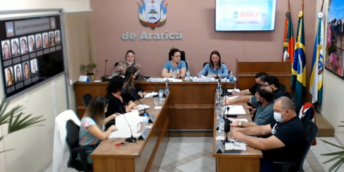 Vereadoras cobram projeto de castração e esclarecimentos no uso da frota em Araricá