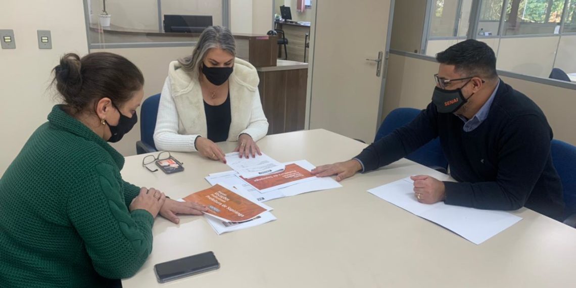 Em Sapiranga, 30 jovens terão, no contraturno escolar, oportunidade única em cursos técnicos do Senai
