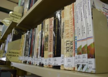 É desenvolvida pela Biblioteca Municipal de Sapiranga editora 100% pública e gratuita