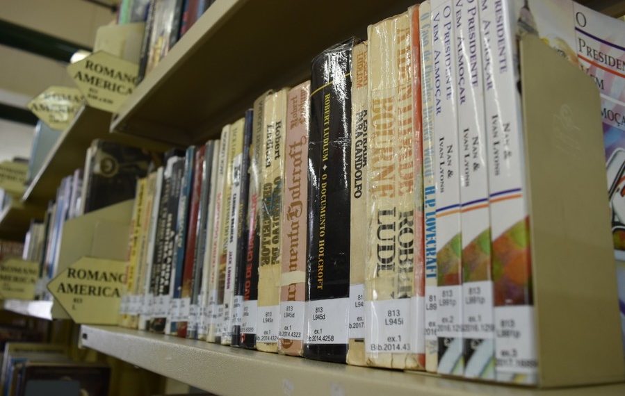 É desenvolvida pela Biblioteca Municipal de Sapiranga editora 100% pública e gratuita