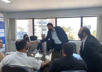 Convidado pela Famurs, prefeito Luciano Orsi participa do 1° encontro da Câmara Temática de Inovação