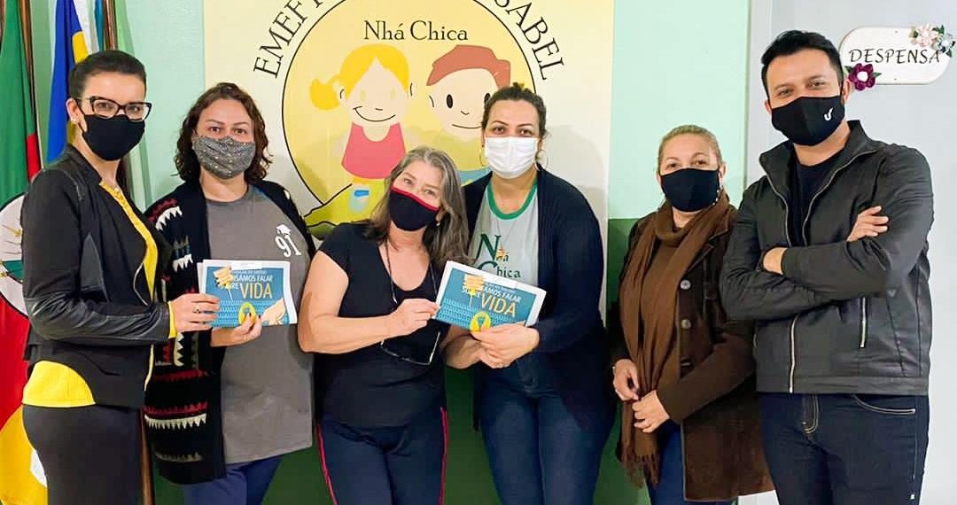 Araricá finaliza setembro amarelo com ação em escolas e UBSs do município