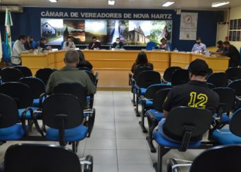 Contratações de professores aprovadas em Nova Hartz