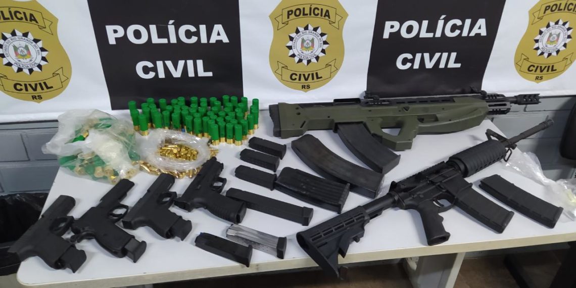 Polícia Civil apreende grande quantidade de armas de grosso calibre em Campo Bom