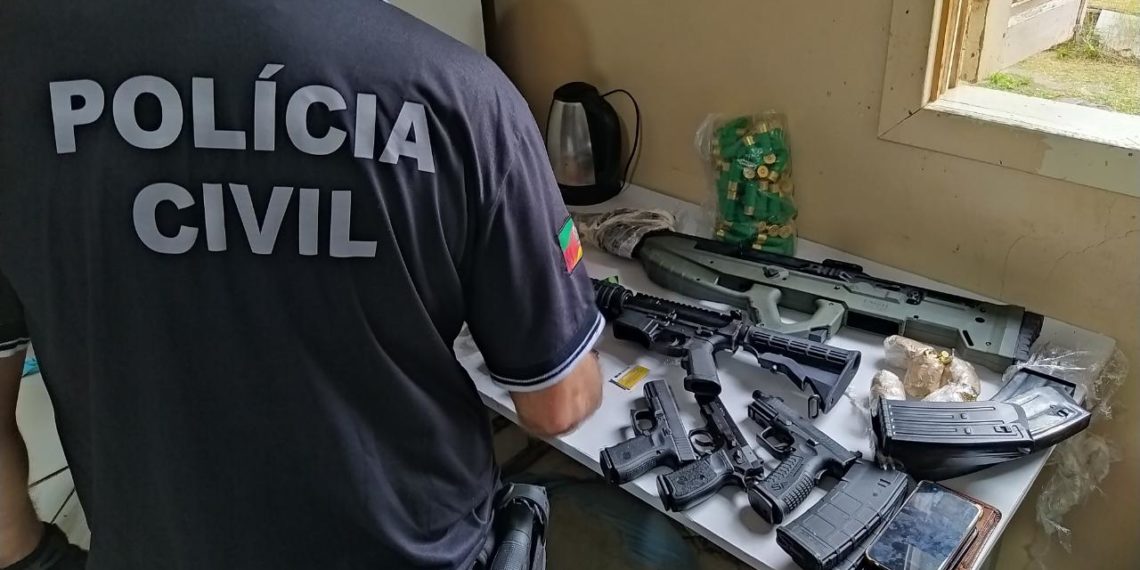 Polícia Civil apreende grande quantidade de armas de grosso calibre em Campo Bom