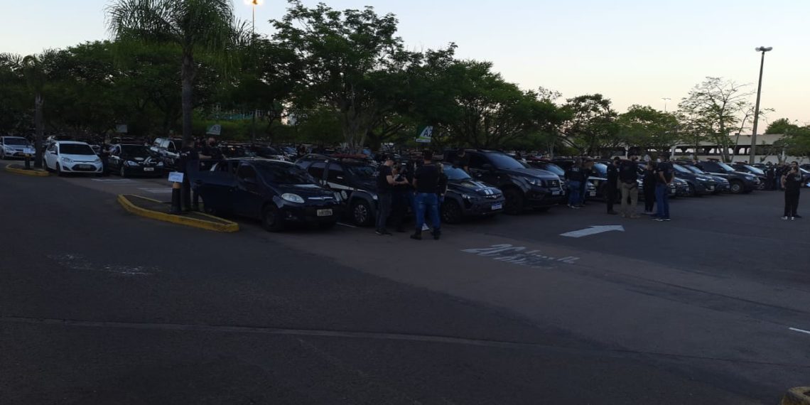 Megaoperação reúne 300 policiais em repressão contra o tráfico de drogas em Sapiranga. Confira imagens: