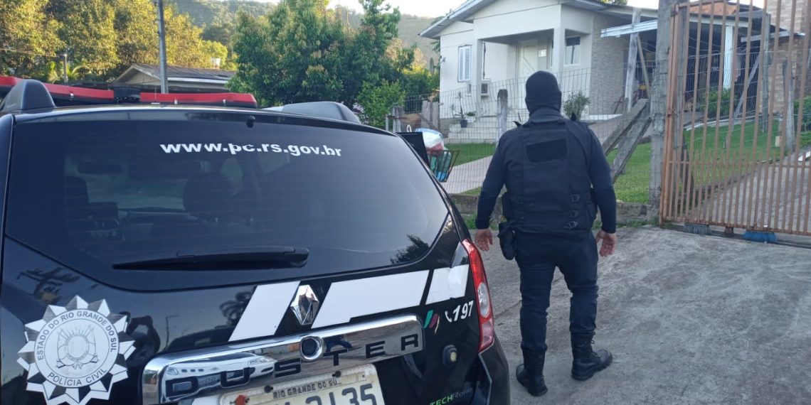 Megaoperação reúne 300 policiais em repressão contra o tráfico de drogas em Sapiranga. Confira imagens: