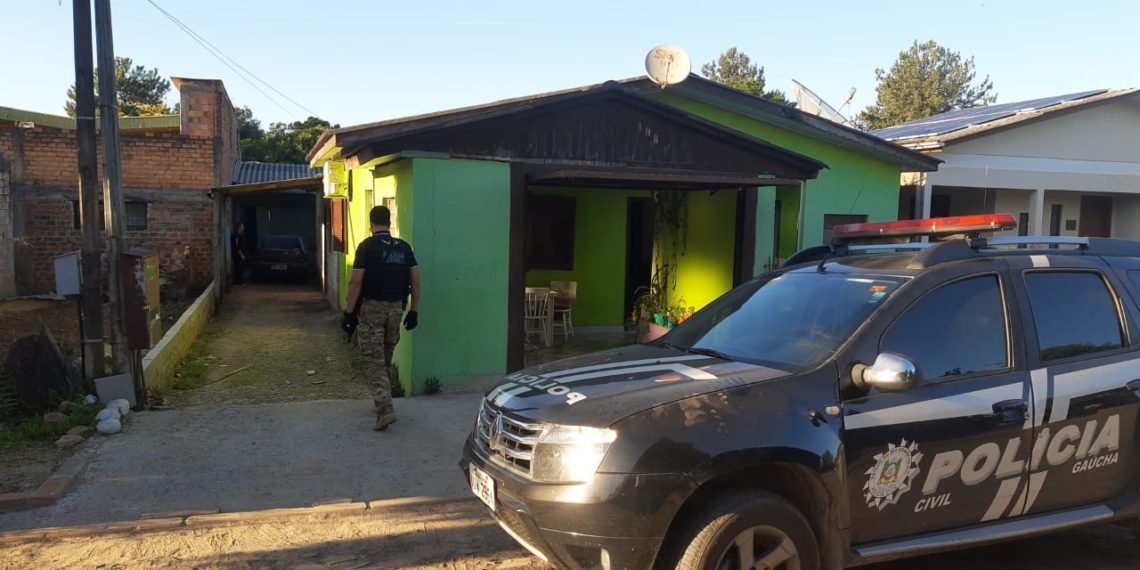 Megaoperação reúne 300 policiais em repressão contra o tráfico de drogas em Sapiranga. Confira imagens: