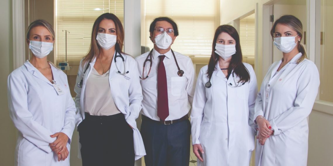 Médica Oncologista da Oncosinos fala sobre o Outubro Rosa e o Novembro Azul