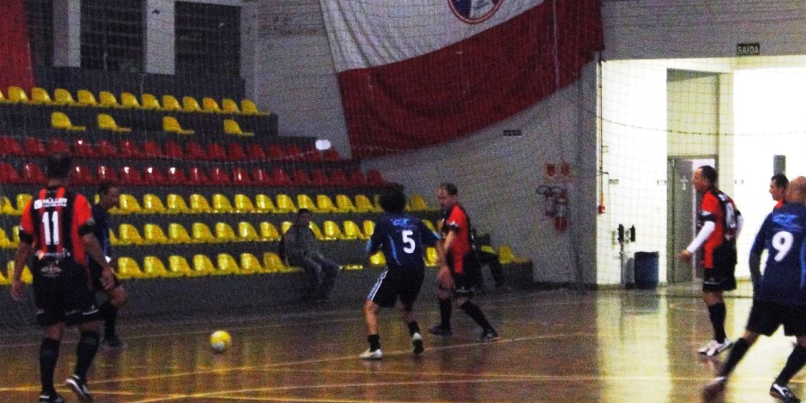 Campo Bom terá jogos de futsal feminino e veterano nesta quarta-feira, 20
