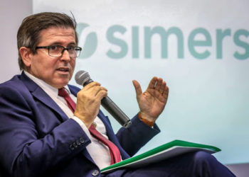 Presidente do Simers pede agilização na aplicação da terceira dose da vacina para médicos