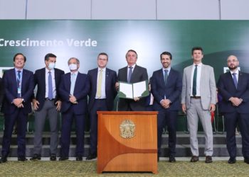 Em nova meta, Brasil irá reduzir emissões de carbono em 50% até 2030