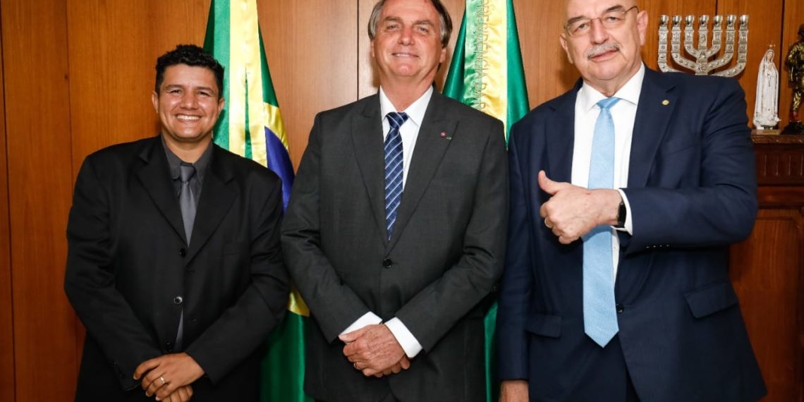 Coluna de política: Vice-prefeito com o presidente Bolsonaro