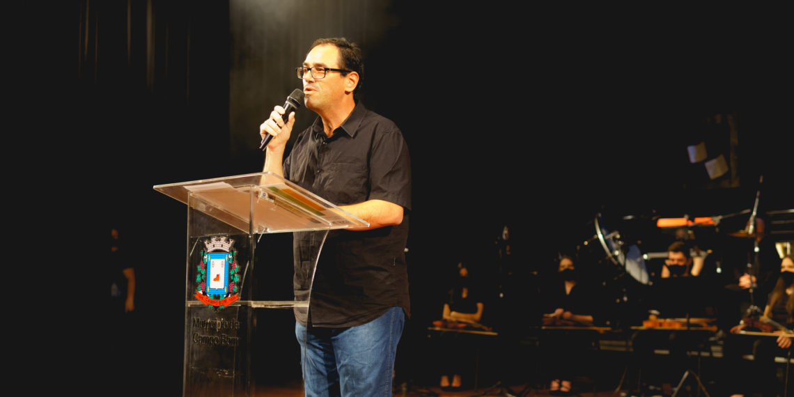 Emoção e criatividade na abertura da 37ª Feira do Livro de Campo Bom