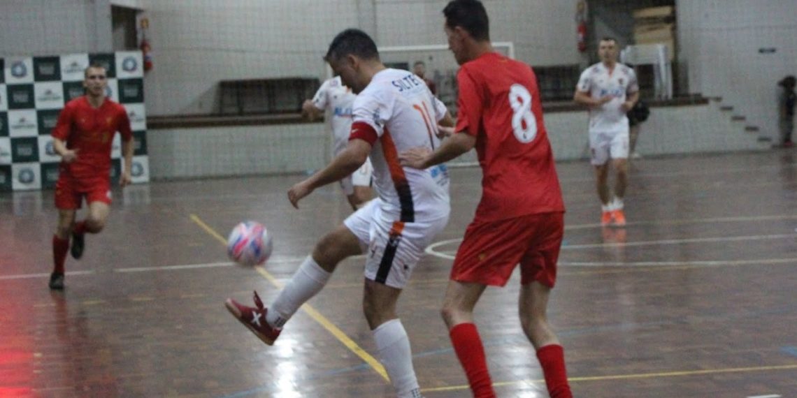 Em Campo Bom, finalistas da Copa Carlinhos Klaus serão definidos nesta sexta-feira