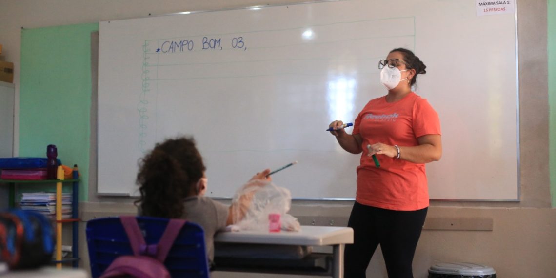 Todos os alunos de Campo Bom voltam às aulas 100% presenciais na segunda-feira, 8