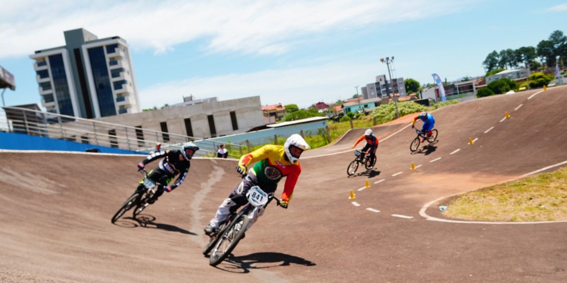 Campo Bom venceu 14 categorias na penúltima etapa do Gaúcho de Bicicross