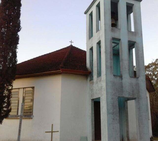 Atividade de cutelaria como símbolo e fiação de igreja furtada em Araricá