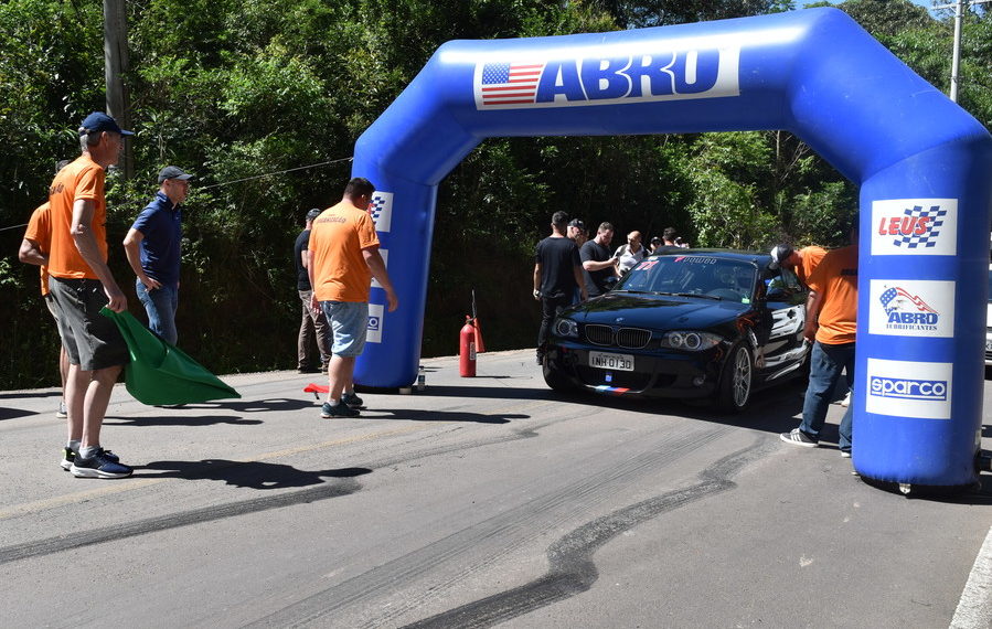 Competição de carro movimentou o fim de semana em Sapiranga