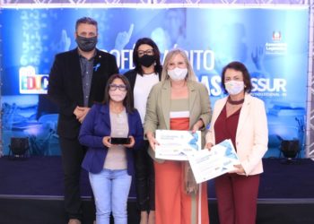 Sapiranga recebe o Troféu Mérito Boas Práticas Educativas