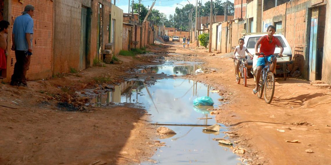 Falta de saneamento provocou 0,9% das mortes no Brasil em uma década