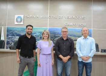 Professora Gênifer Engers é a primeira mulher eleita para presidir a Câmara de Vereadores de Campo Bom
