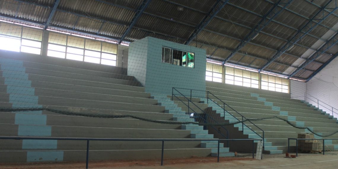 Nenezão e Palácio dos Esportes passam por revitalização