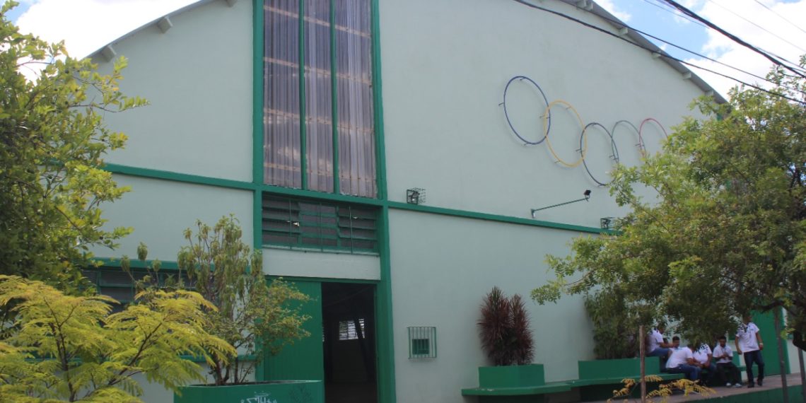 Nenezão e Palácio dos Esportes passam por revitalização