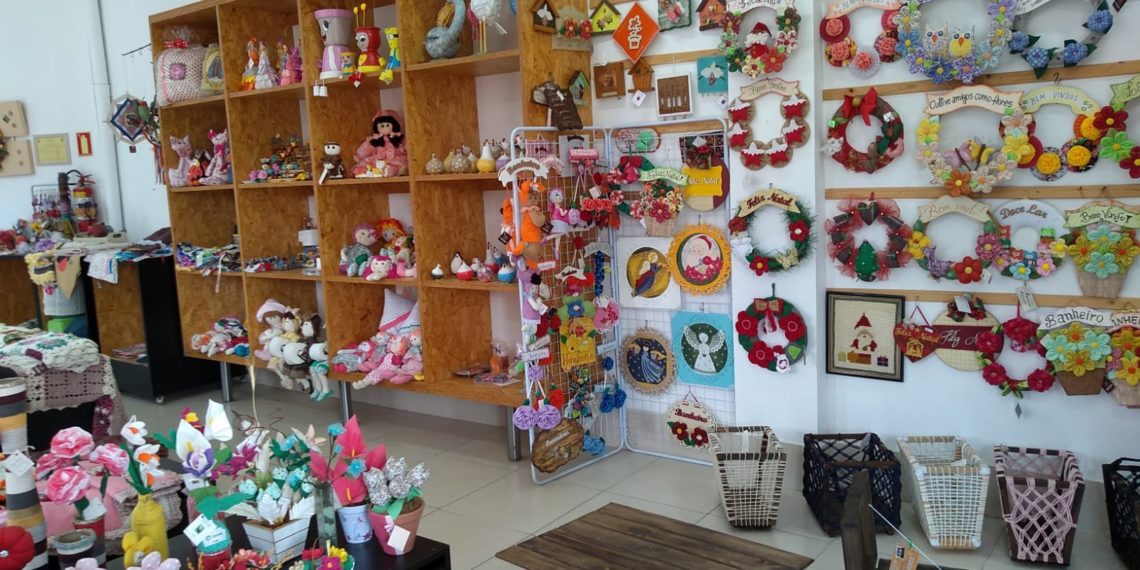 Casa do Artesão de Campo Bom terá horário de atendimento diferenciado em semana especial de Natal