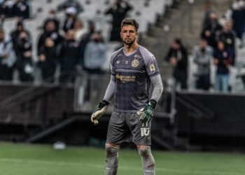 Atletas e artistas se reúnem em Campo Bom para jogo beneficente