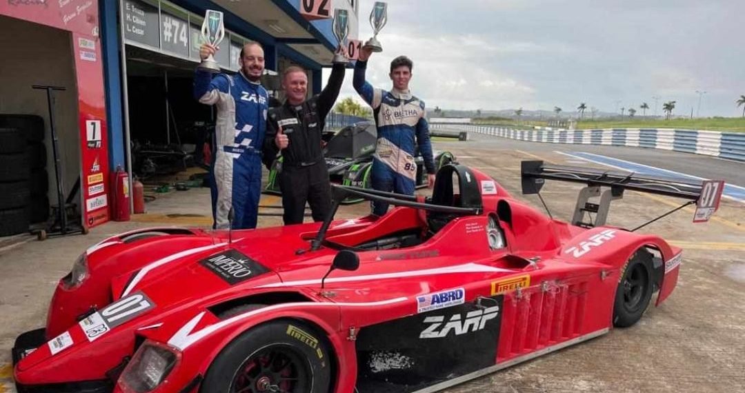 Pilotos de Campo Bom e Nova Hartz conquistam 1° e 2° lugares na final da Endurance Brasil