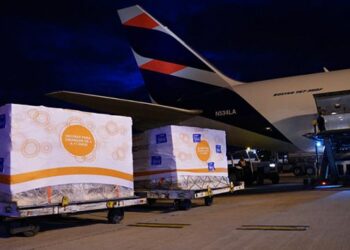 Brasil recebe as primeiras doses pediátricas da vacina Covid-19 da Pfizer