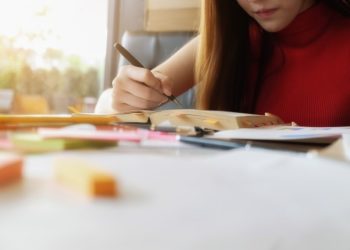 Prefeitura de Campo Bom abre processo seletivo para estagiários de Ensino Superior e Magistério
