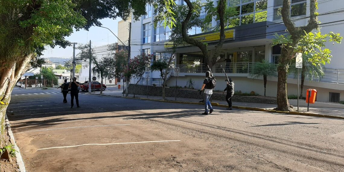Simulação de assalto caracteriza ação inédita da Brigada Militar
