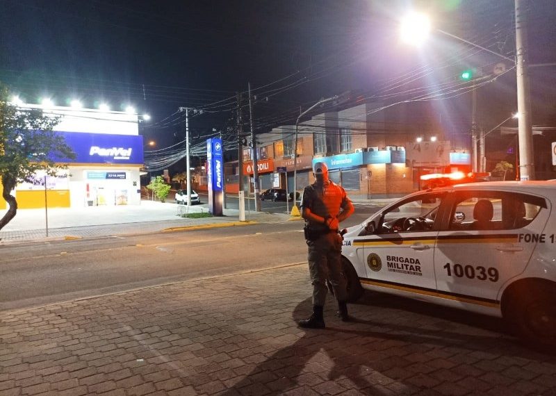 Homem é preso com carro clonado em Campo Bom