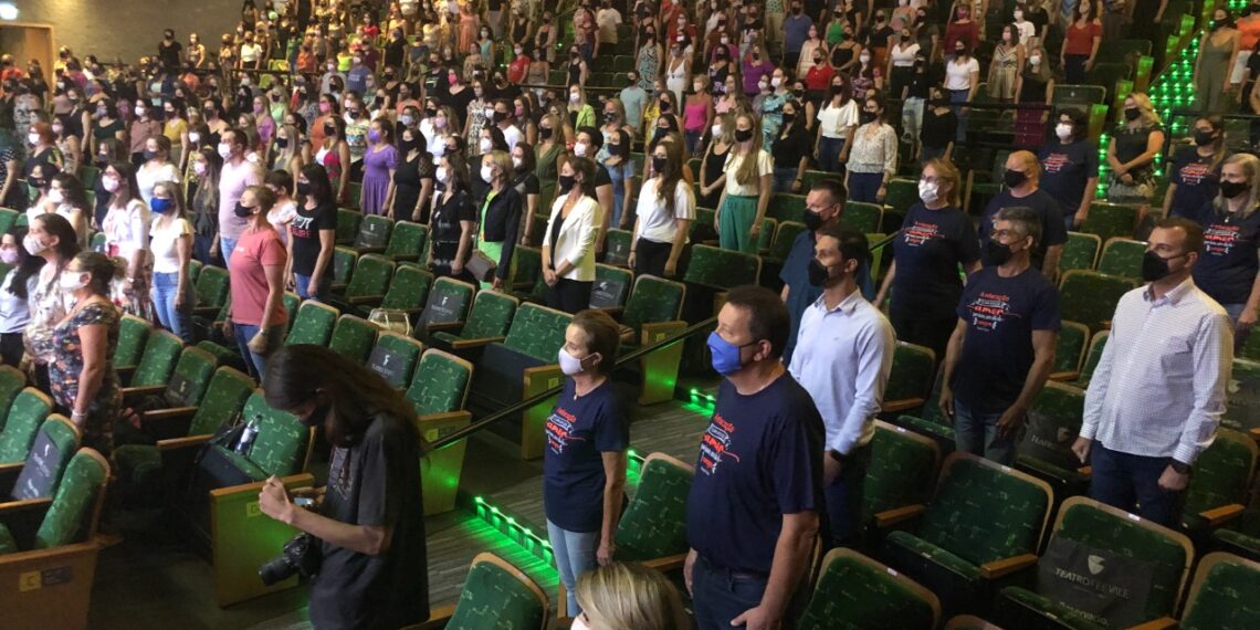 Campo Bom realiza evento de abertura do ano letivo da rede de ensino municipal