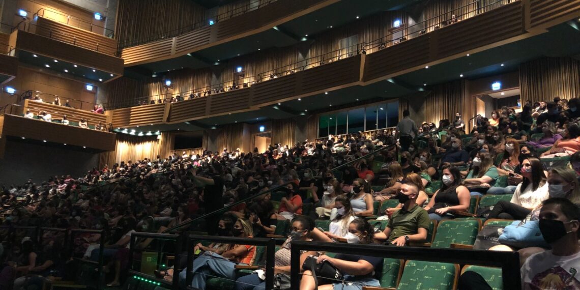 Campo Bom realiza evento de abertura do ano letivo da rede de ensino municipal