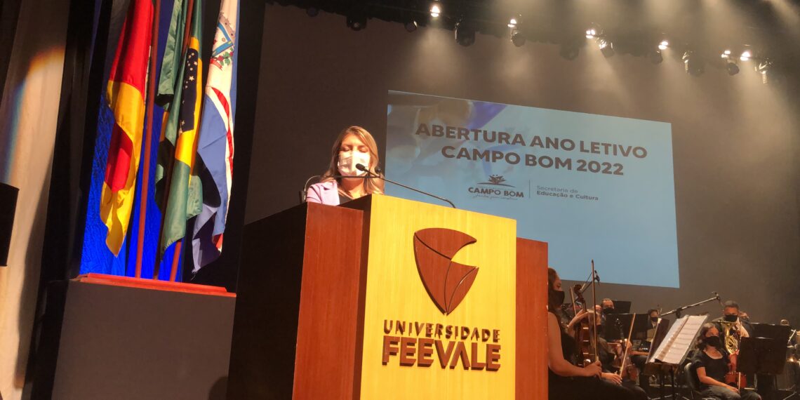 Campo Bom realiza evento de abertura do ano letivo da rede de ensino municipal