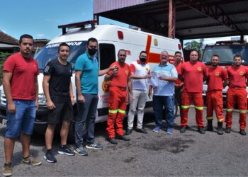 Ambulância de resgate é entregue ao Corpo de Bombeiros Voluntários de Nova Hartz