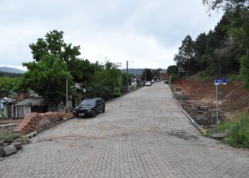 Nova Hartz finaliza obra em rua do bairro Vila Nova